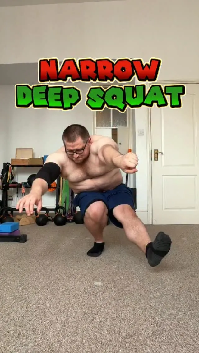Narrow Deep Squat To Pistol